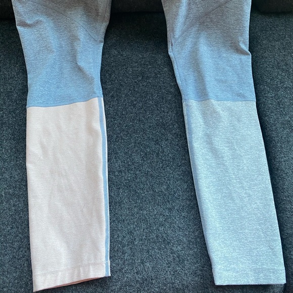 Outdoor Voices 7/8 Dipped Leggings - Rose Quartz - Picture 3 of 5